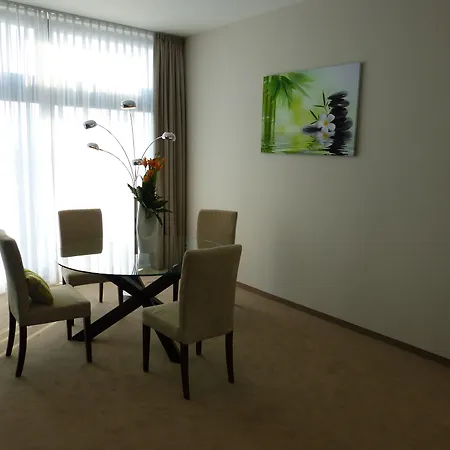 Hotel Plaza 4*