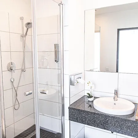 Plaza Hotel 4*