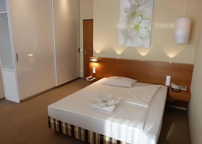 بلازا هاناو 3*